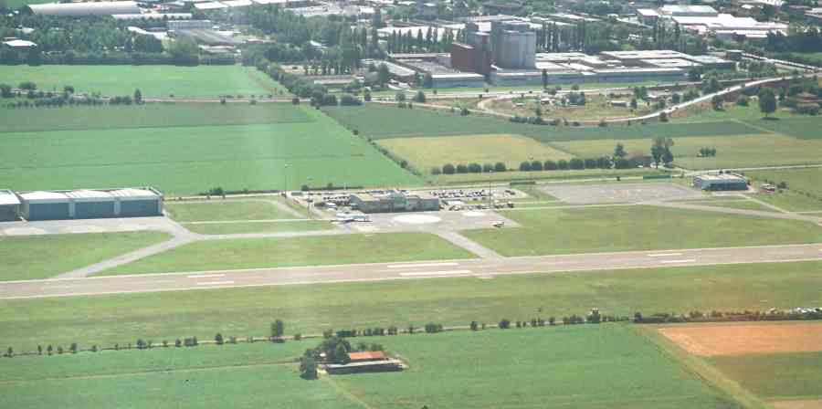 Aeroporto di Parma Italy