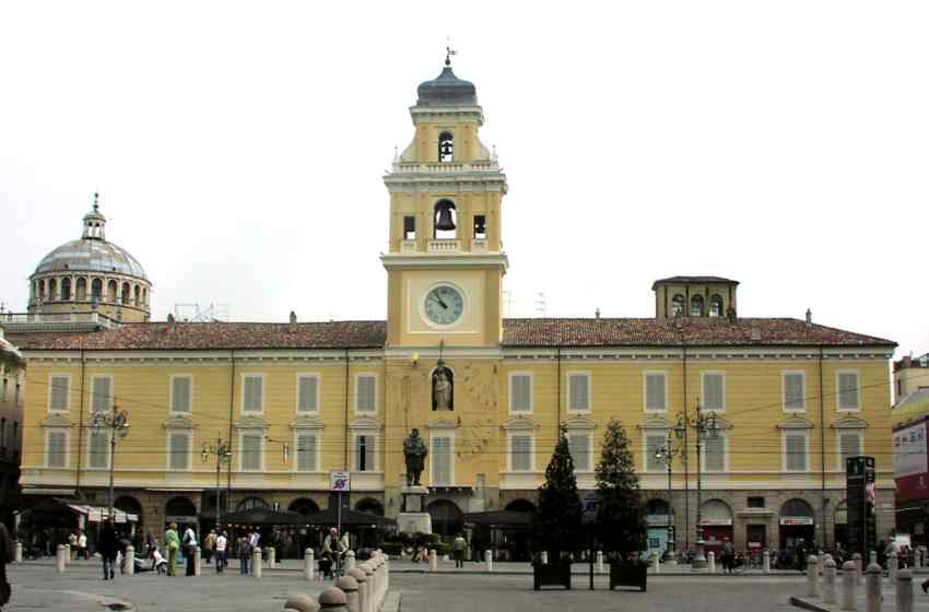 Palacio del Gobernador-Parma, Italia - Foro Europa